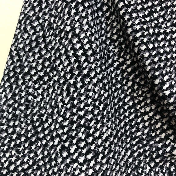 Lululemon Wunder Under Crops - Picture 3 of 4